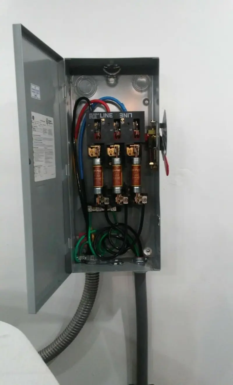 Three-phase disconnect switch installed for Electrical Wiring & Rewiring in Corcoran